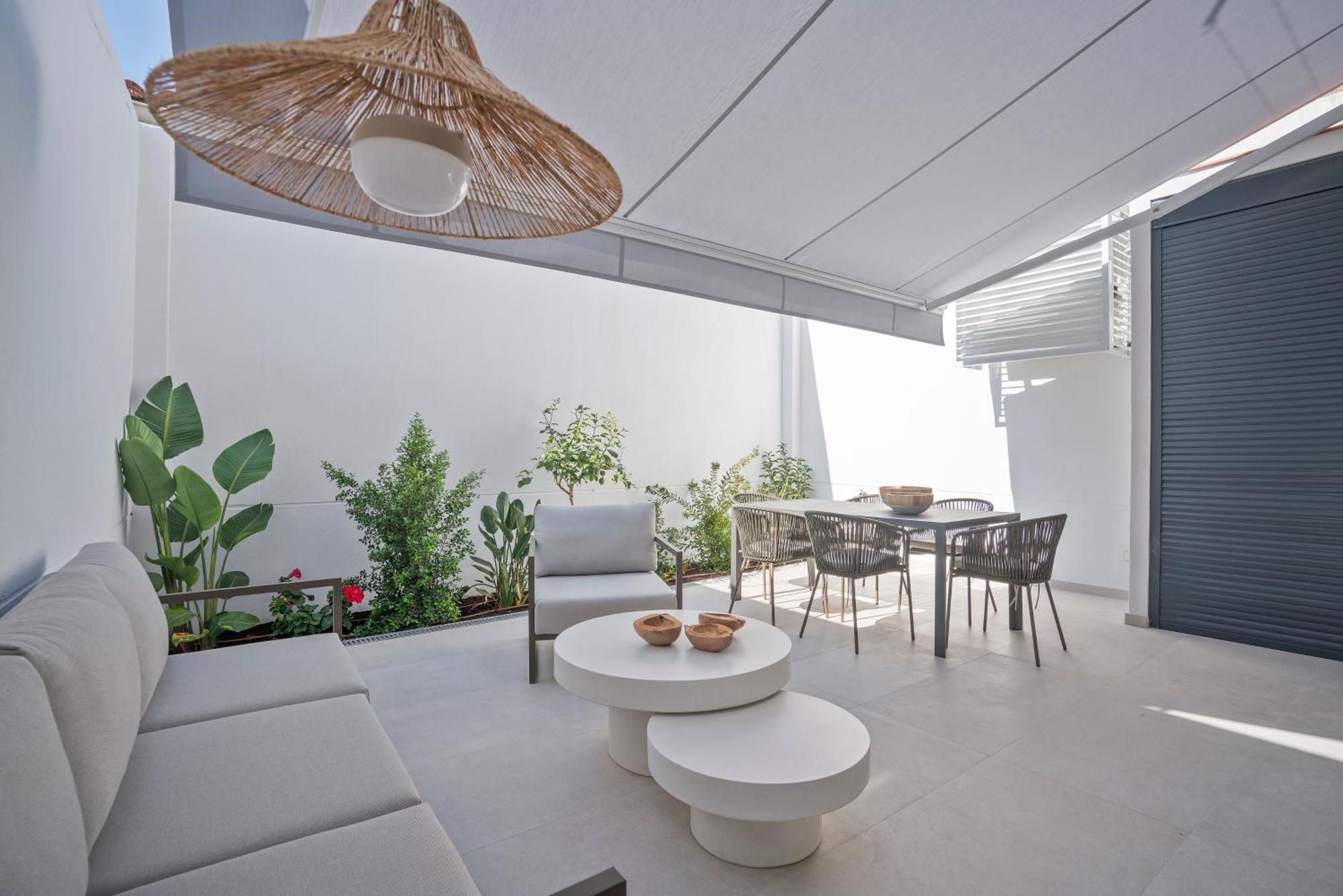 Sitges Spaces Garden Condo-2 Bedrooms, 2 Bathrooms, Garden Terrace, Near Center, Sleeps Up To 6- Monthly Rentals Only Exterior foto