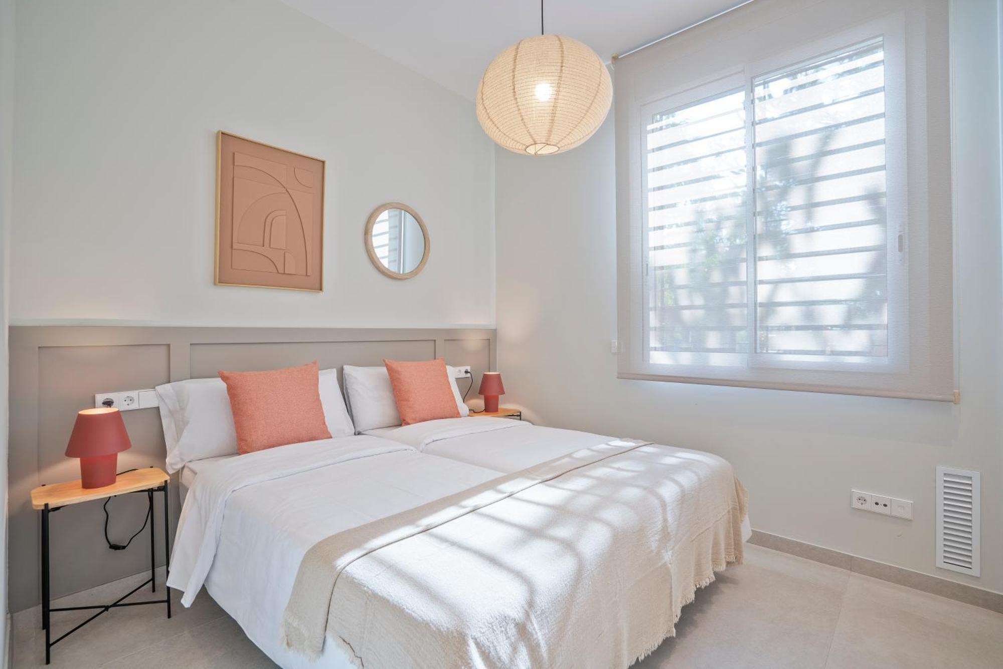 Sitges Spaces Garden Condo-2 Bedrooms, 2 Bathrooms, Garden Terrace, Near Center, Sleeps Up To 6- Monthly Rentals Only Exterior foto